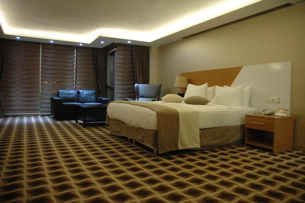 Way Hotel Esmirna Exterior foto