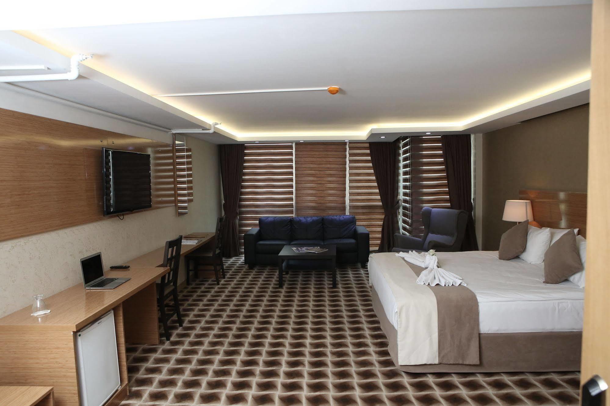 Way Hotel Esmirna Exterior foto