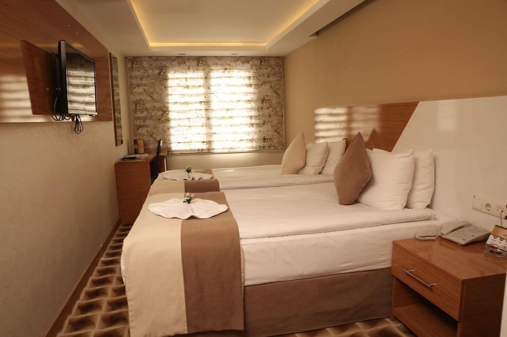 Way Hotel Esmirna Exterior foto